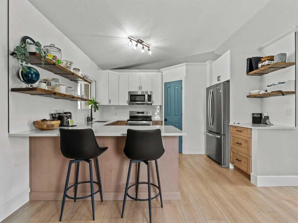 163 Strathaven Crescent