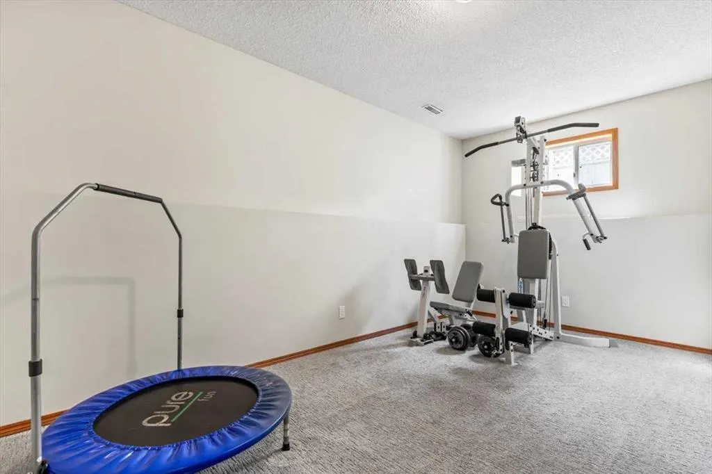185 Westchester Way