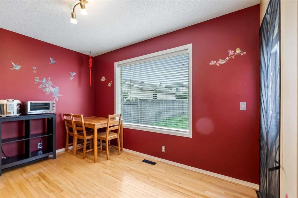 13 Covewood Manor NE