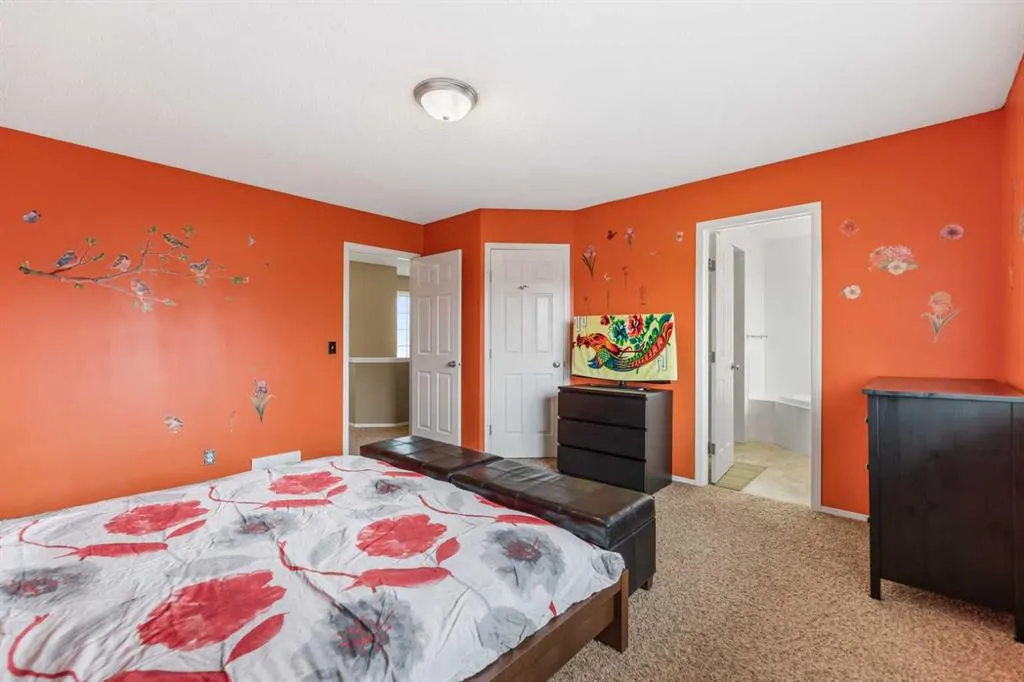 13 Covewood Manor NE