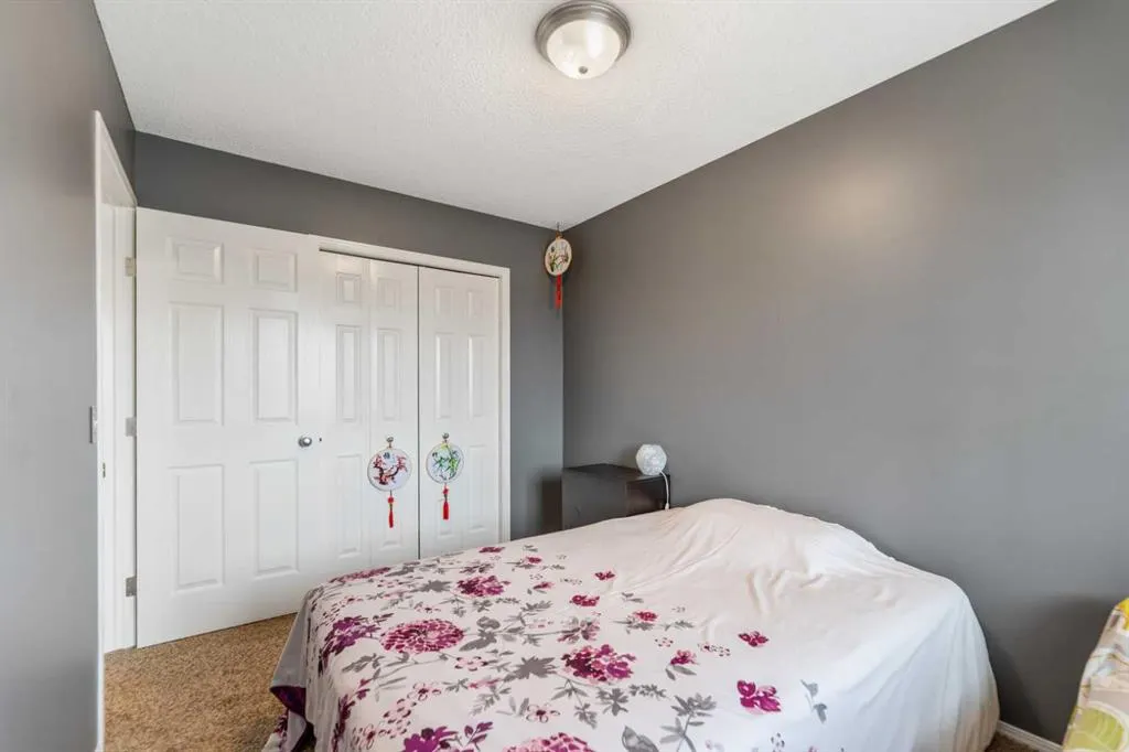 13 Covewood Manor NE