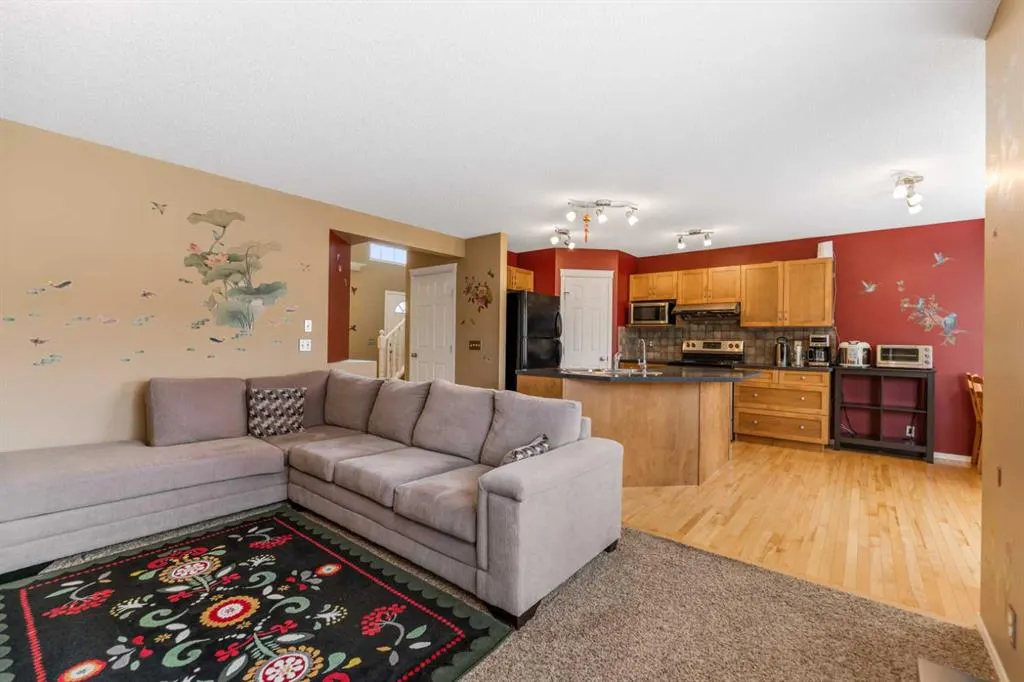 13 Covewood Manor NE