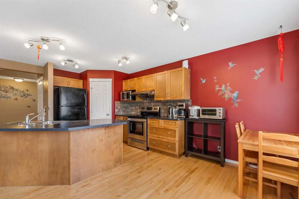 13 Covewood Manor NE
