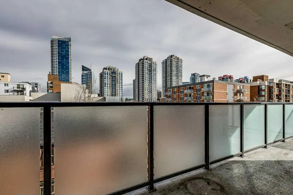 1208 14 Avenue SW, #404