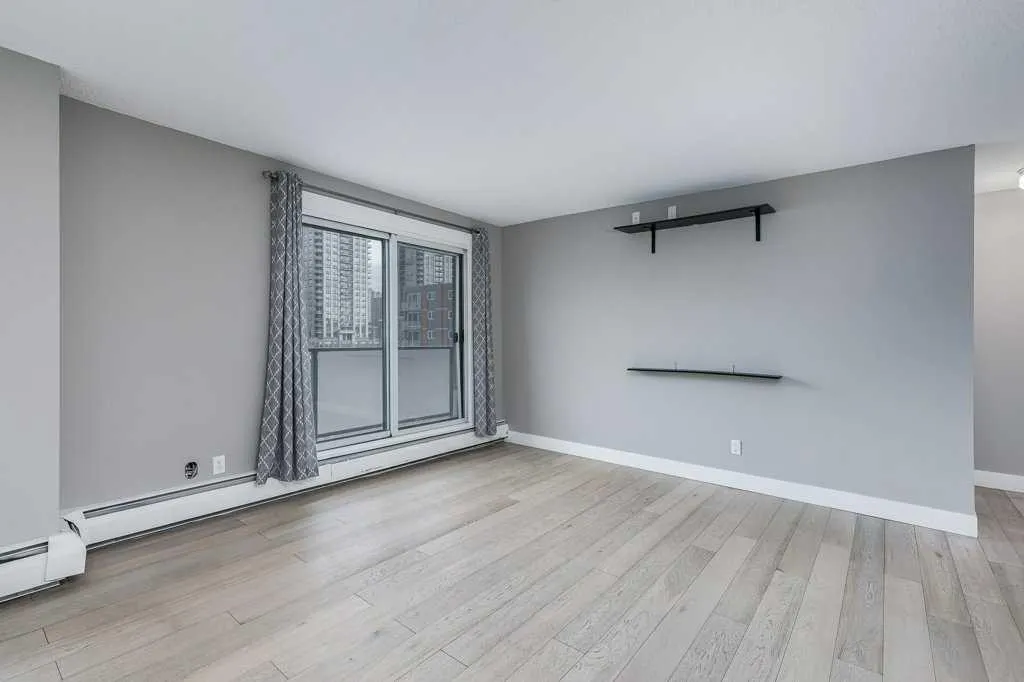 1208 14 Avenue SW, #404