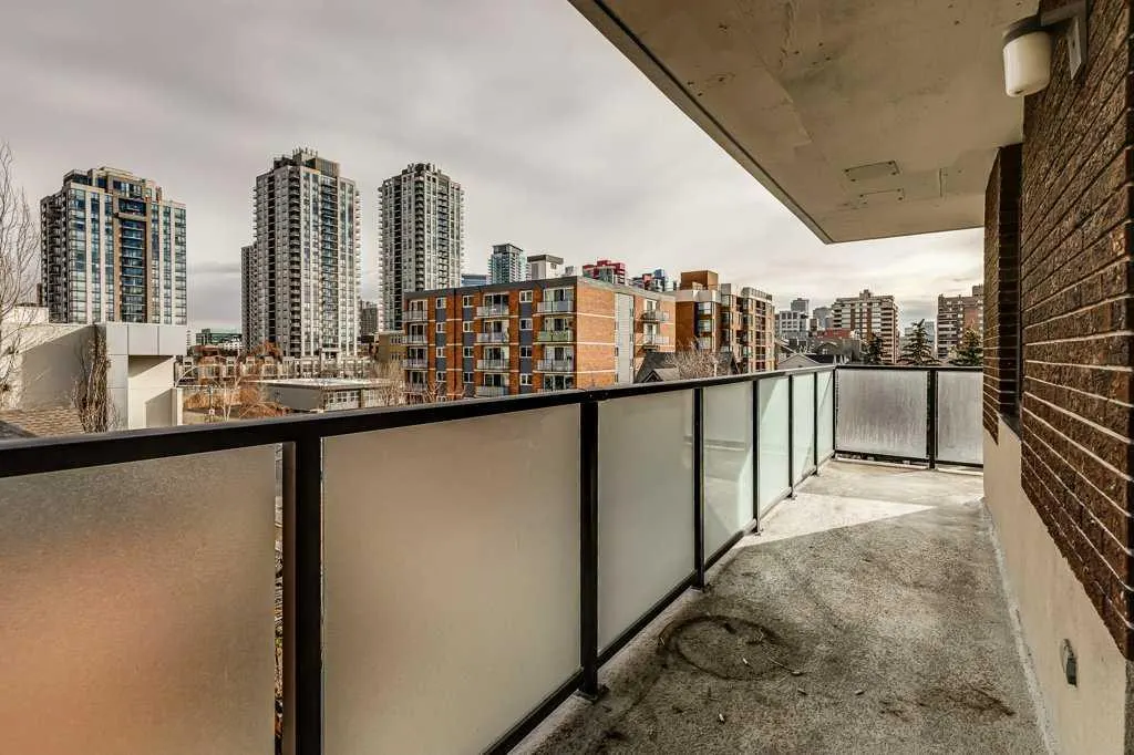 1208 14 Avenue SW, #404