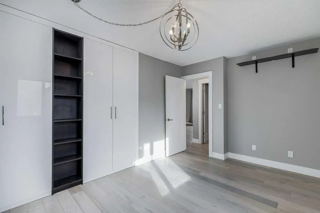 1208 14 Avenue SW, #404