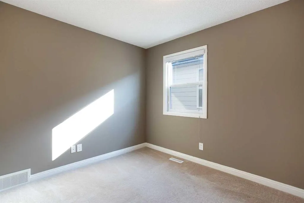 489 Mahogany Court SE