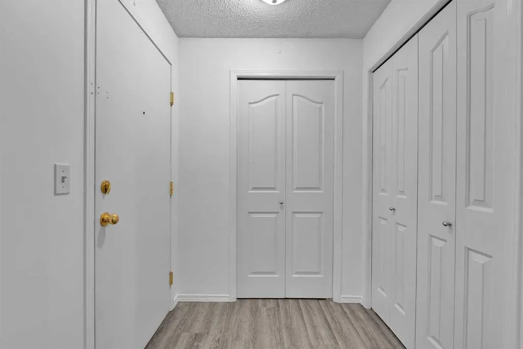 604 8 Street SW, #1212