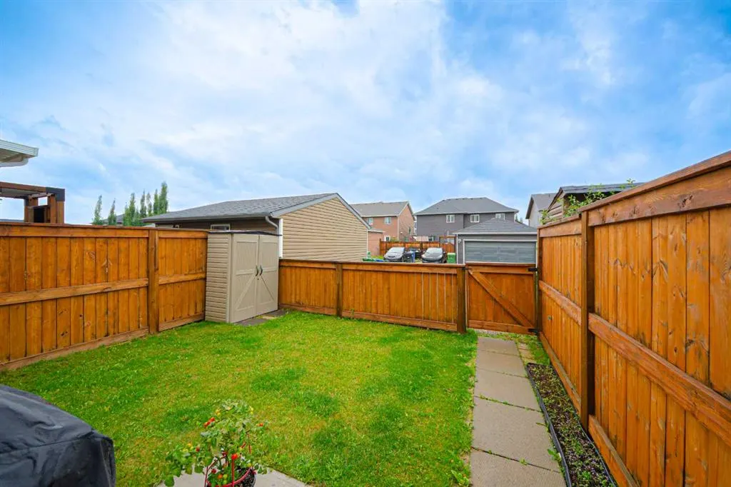74 Legacy Boulevard SE