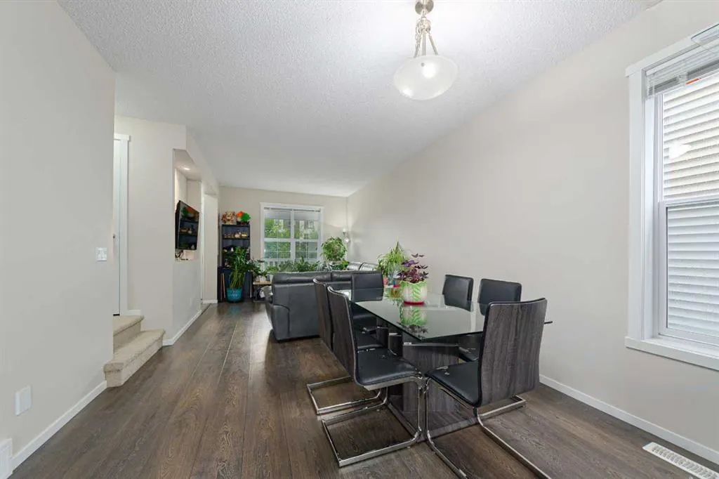 74 Legacy Boulevard SE