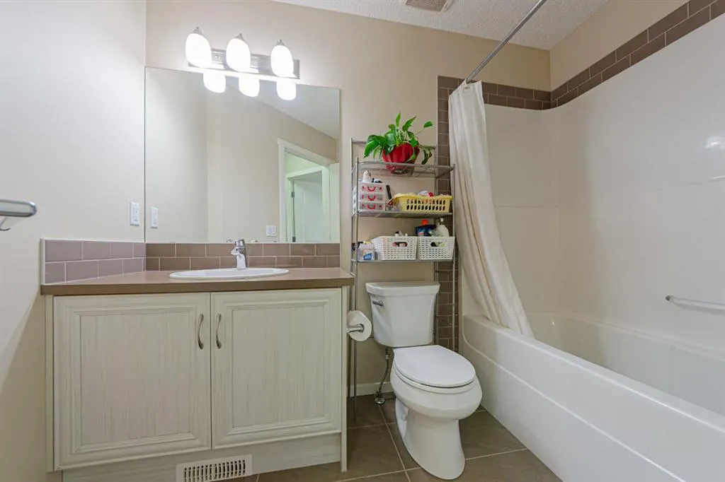 74 Legacy Boulevard SE