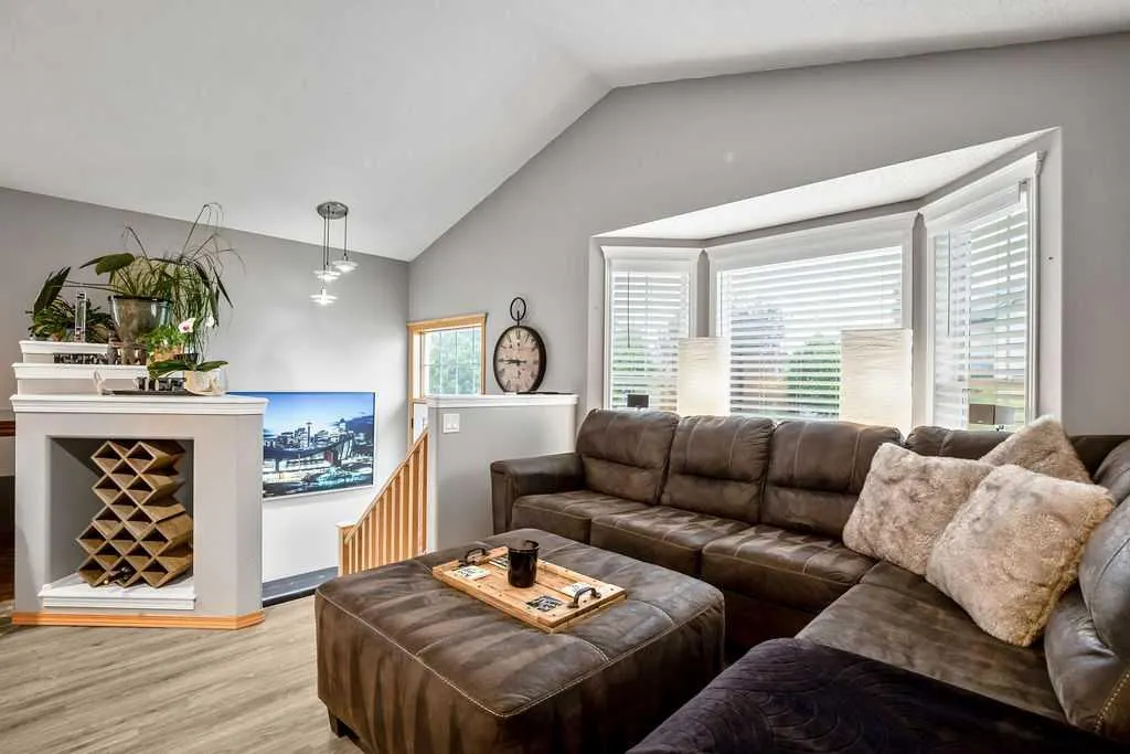 128 Cramond Crescent SE