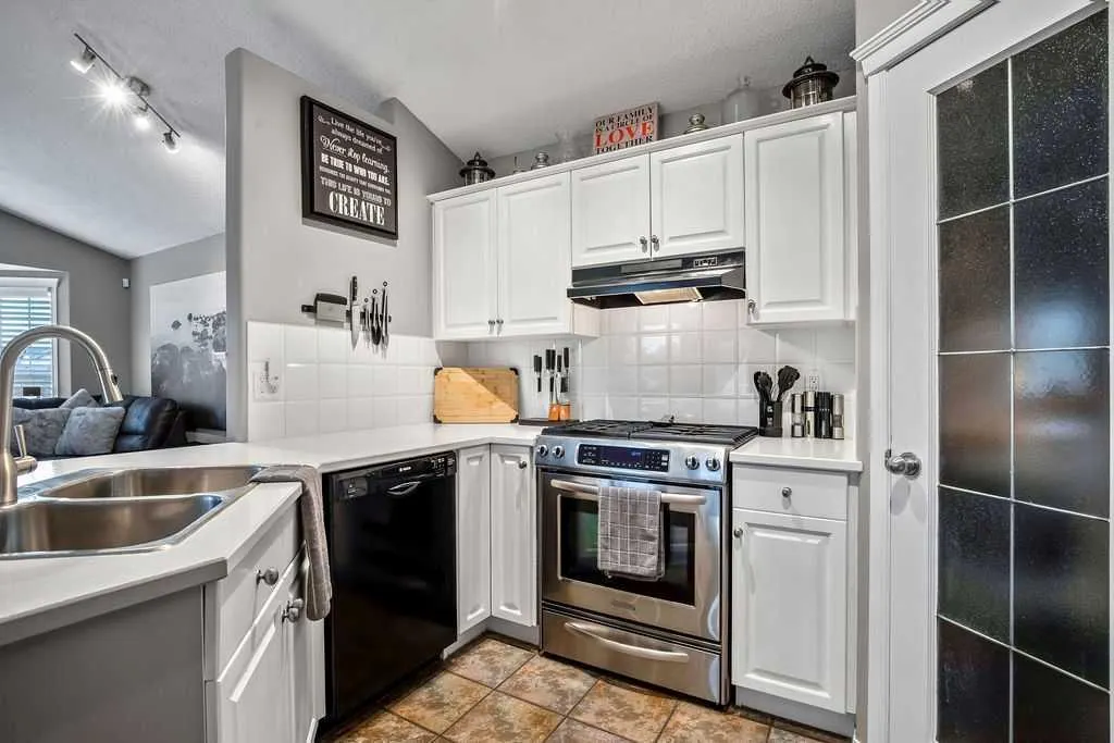 128 Cramond Crescent SE