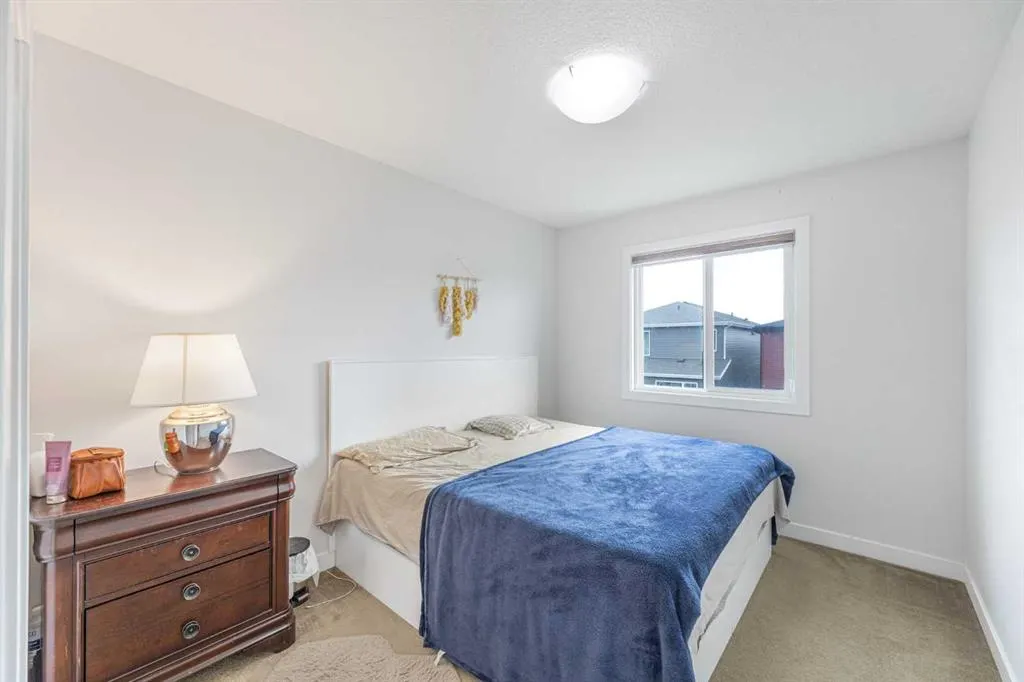 343 Savanna Avenue NE