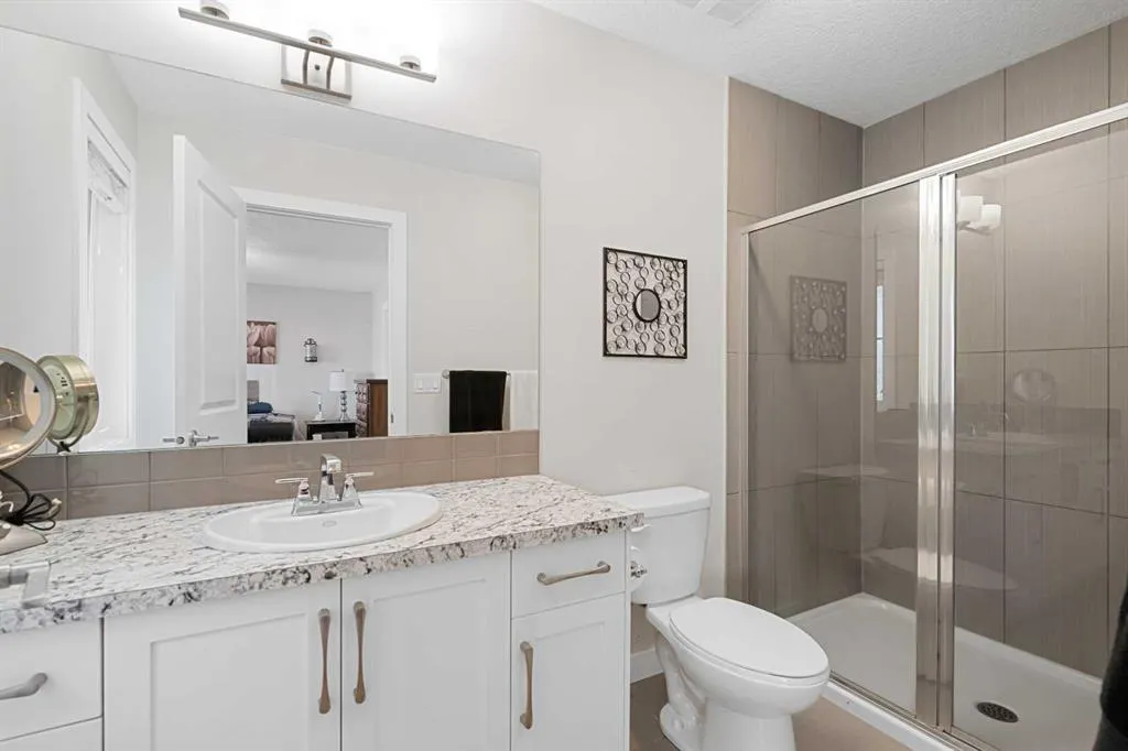 388 Bayview Way SW