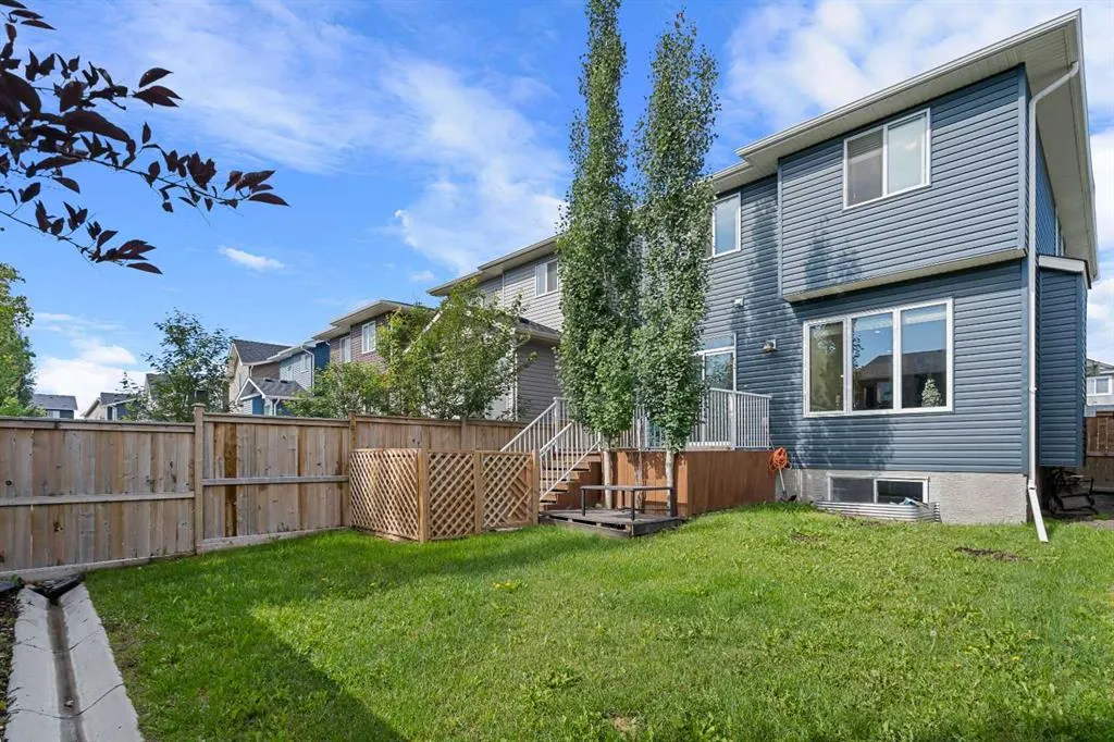 388 Bayview Way SW