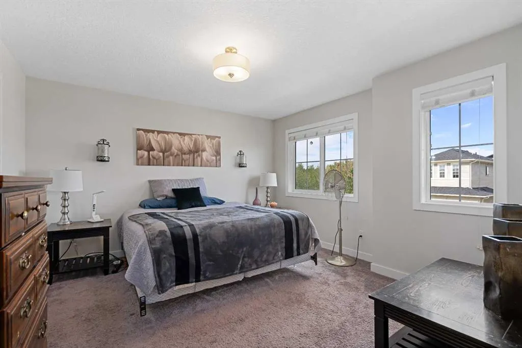 388 Bayview Way SW