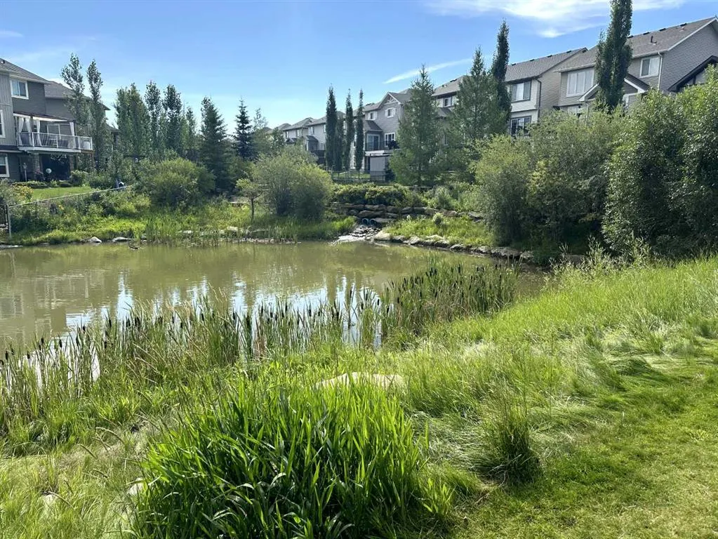 388 Bayview Way SW