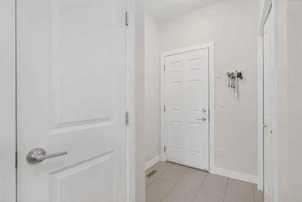 388 Bayview Way SW