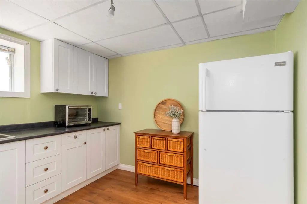 150 Hilltop Crescent