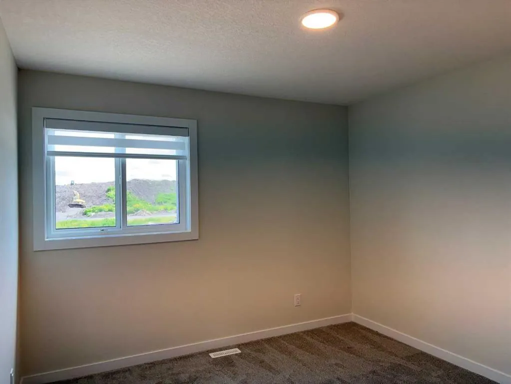 43 Legacy Glen Heights SE