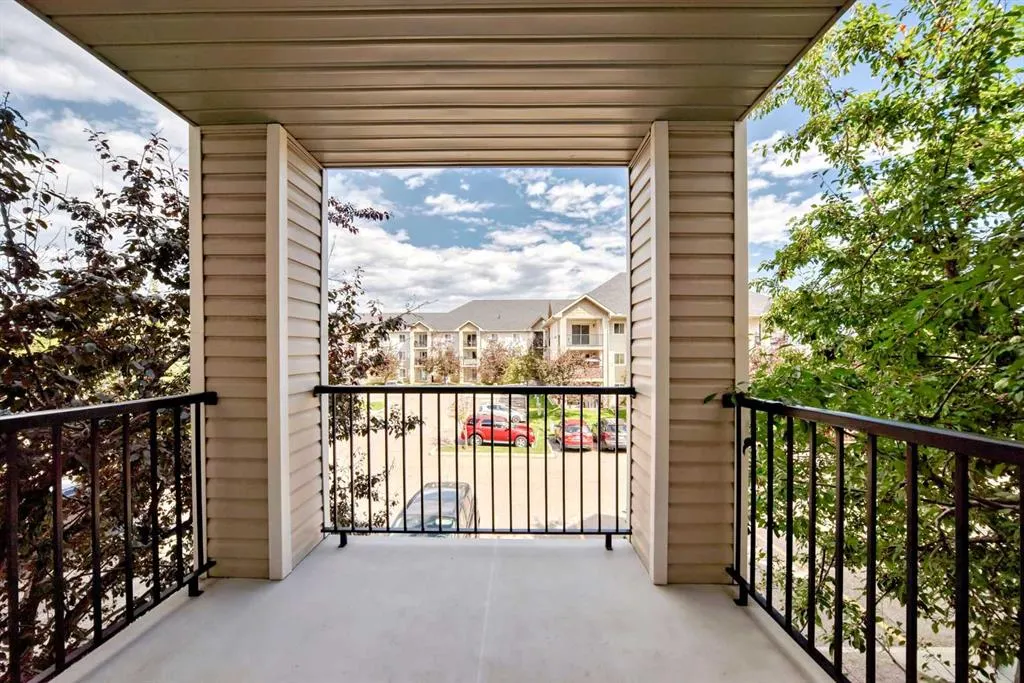 2371 Eversyde Avenue SW, #1225