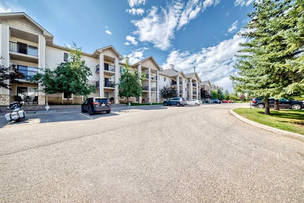 2371 Eversyde Avenue SW, #1225