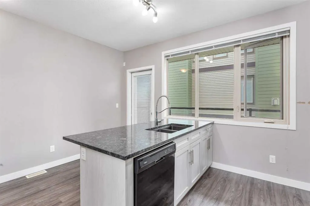 125 Caribou Crescent, #602