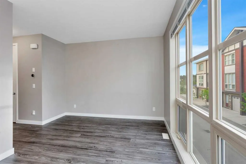 125 Caribou Crescent, #602