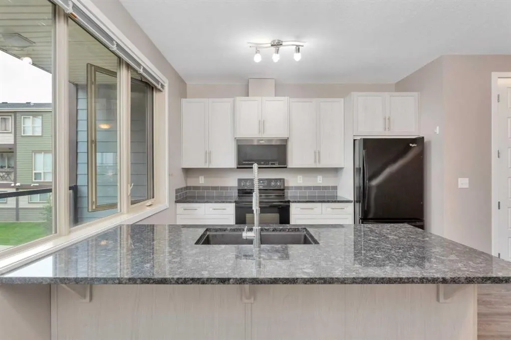 125 Caribou Crescent, #602