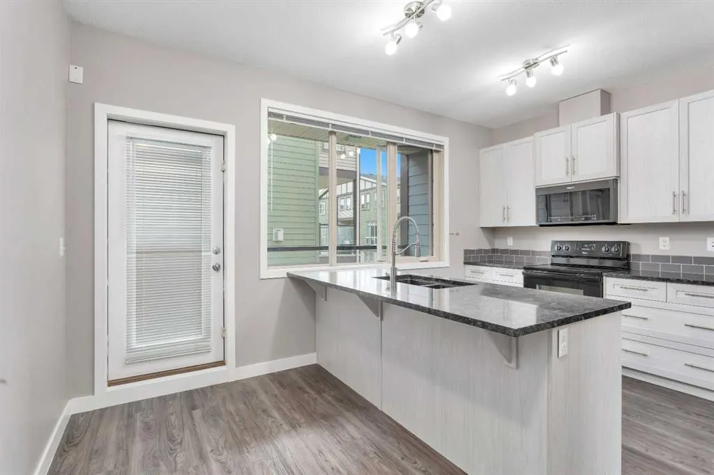 125 Caribou Crescent, #602