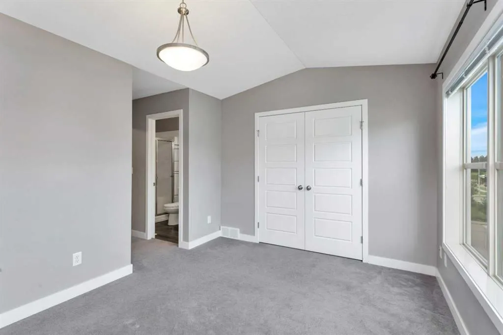 125 Caribou Crescent, #602