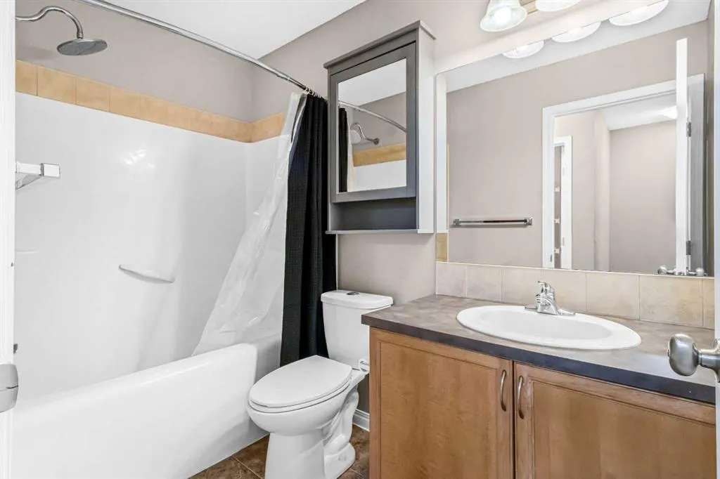 3232 New Brighton Gardens SE