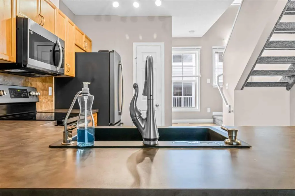 3232 New Brighton Gardens SE