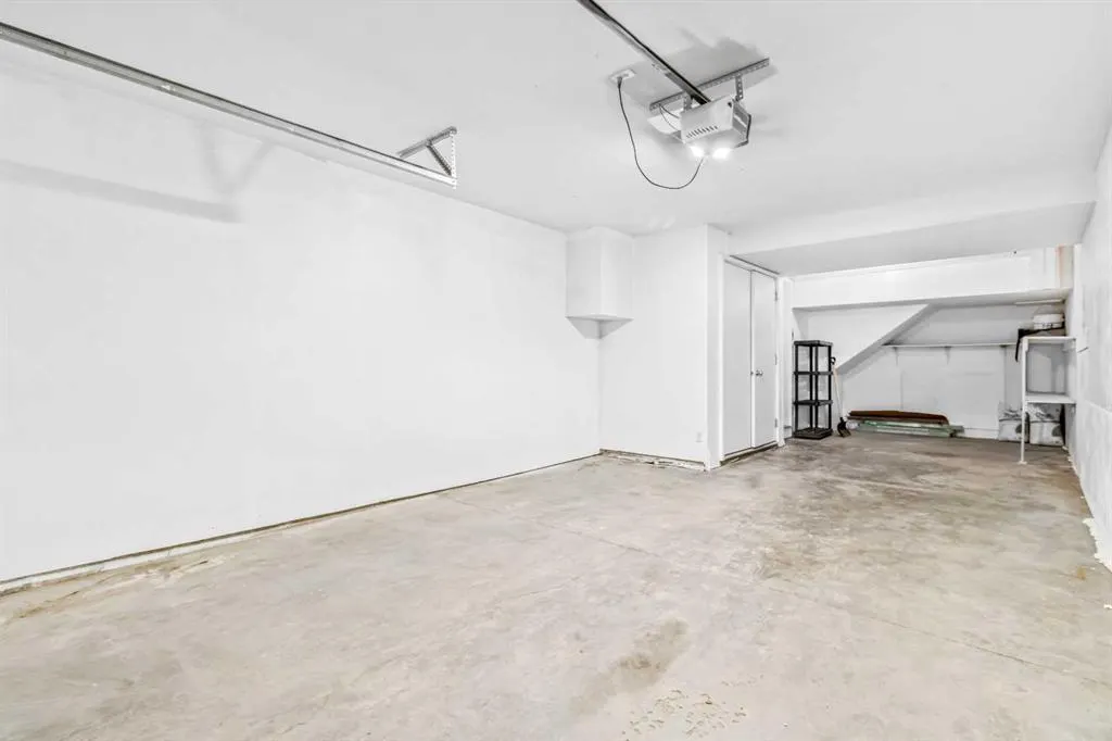 3232 New Brighton Gardens SE