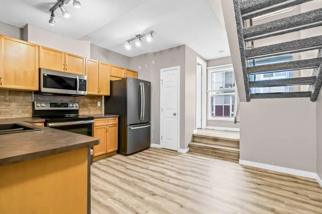 3232 New Brighton Gardens SE