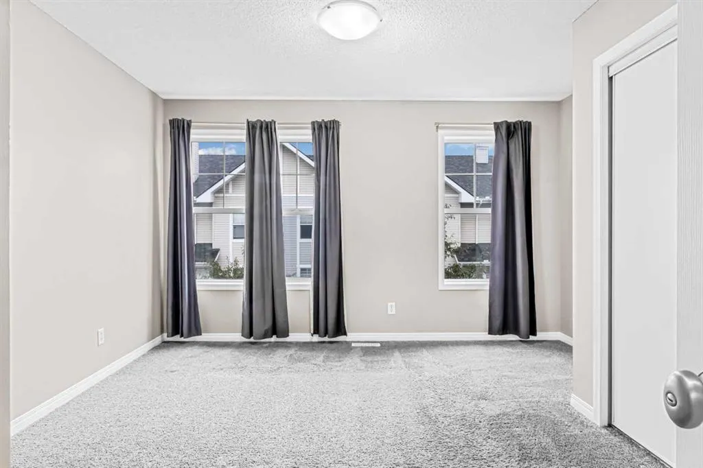3232 New Brighton Gardens SE