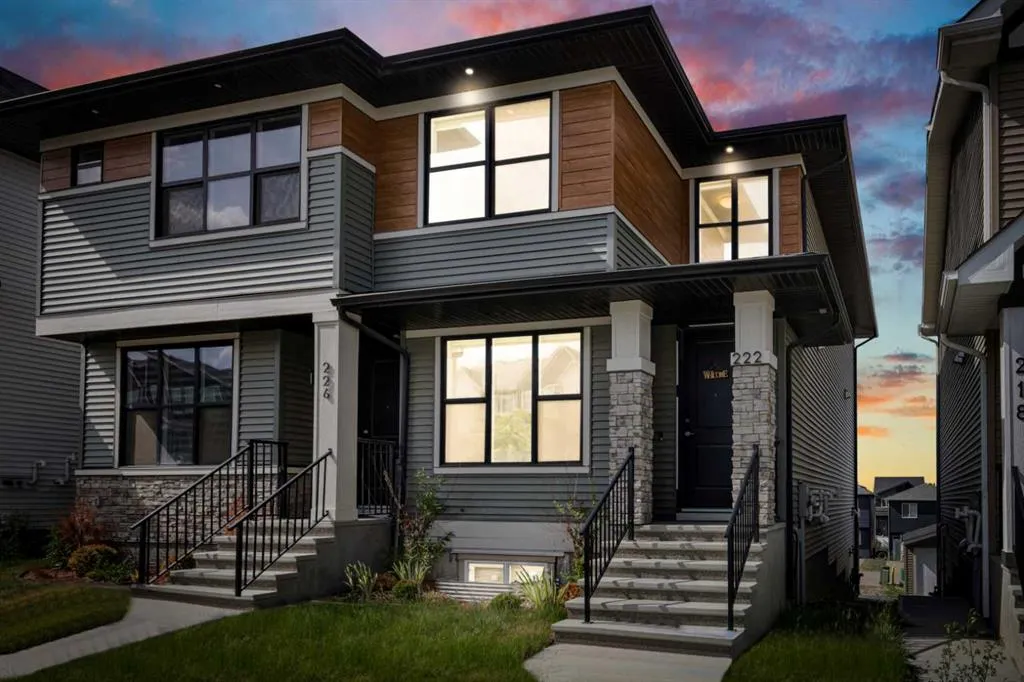 222 AQUILA Drive NW