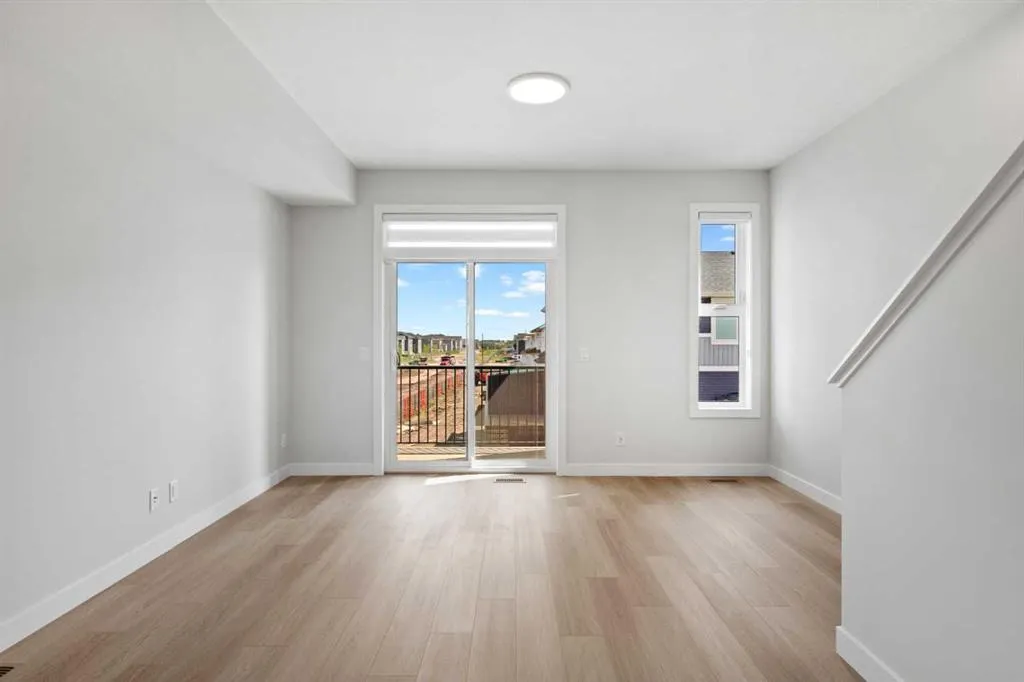 285 Chelsea Court, #114