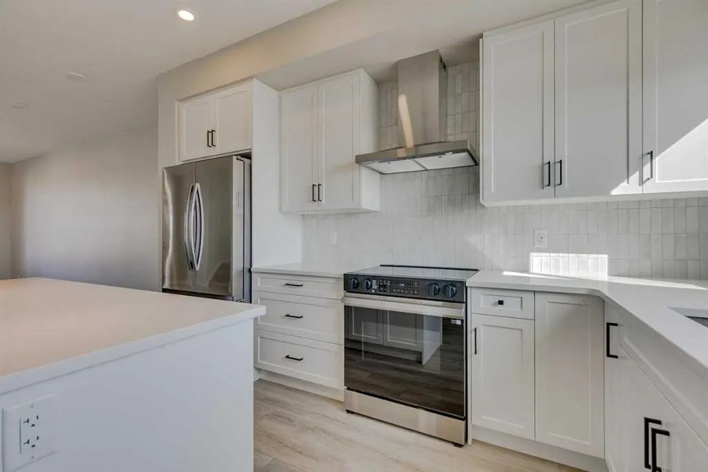 3495 Chestermere Boulevard