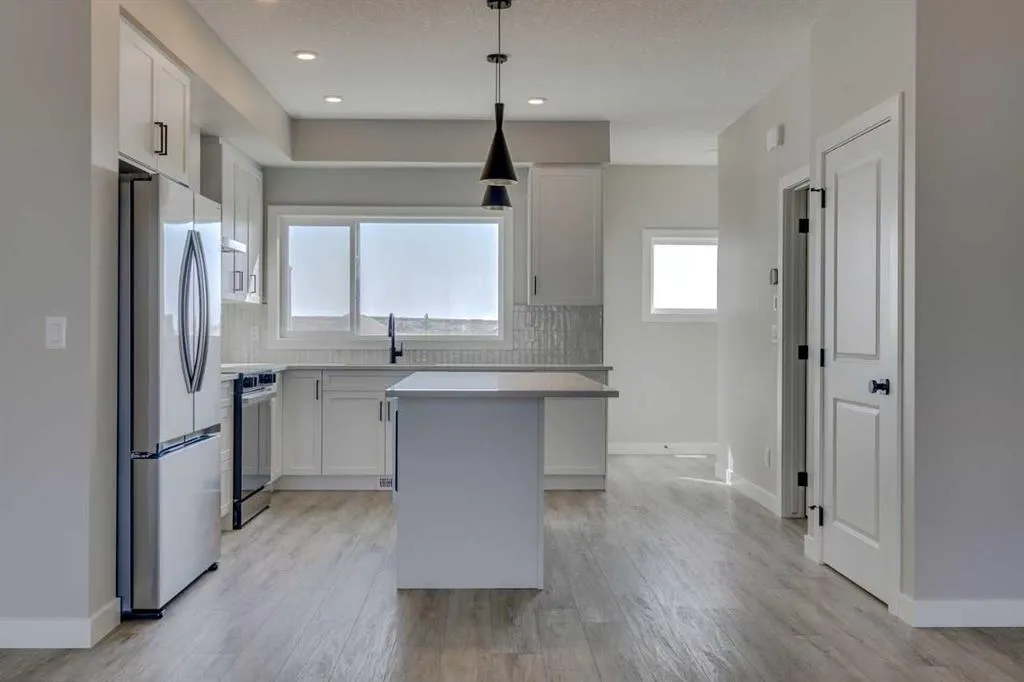 3495 Chestermere Boulevard