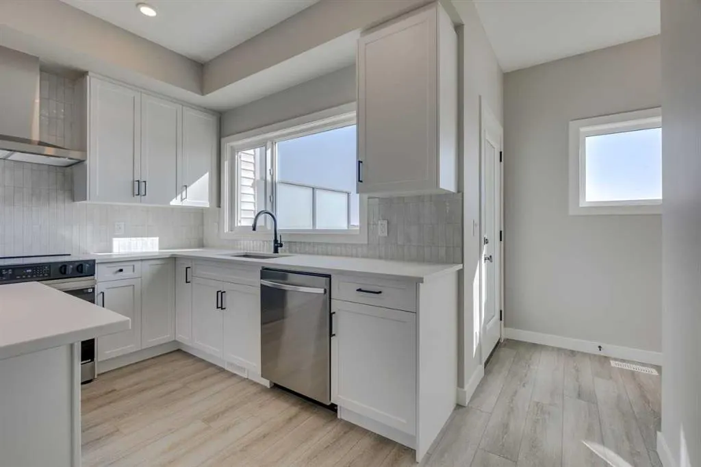 3495 Chestermere Boulevard