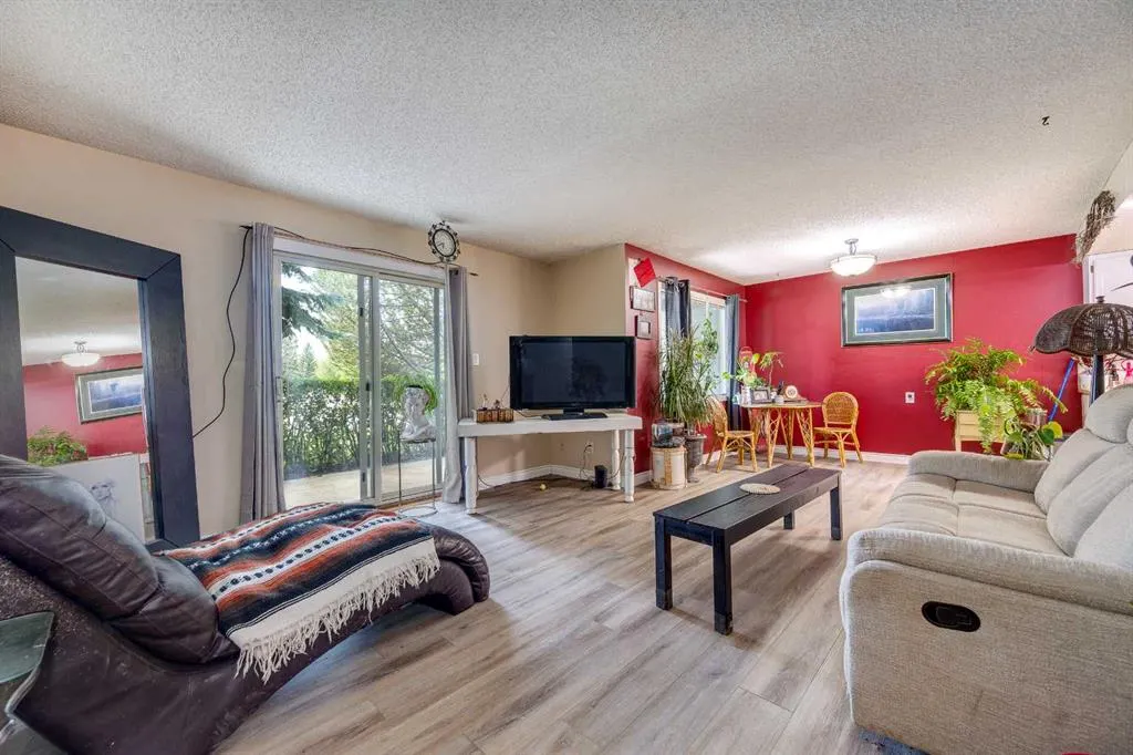 54 Bell Street, #128