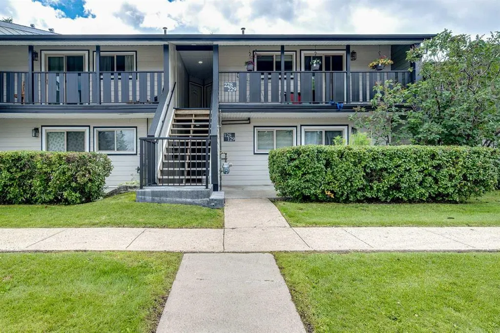 54 Bell Street, #128
