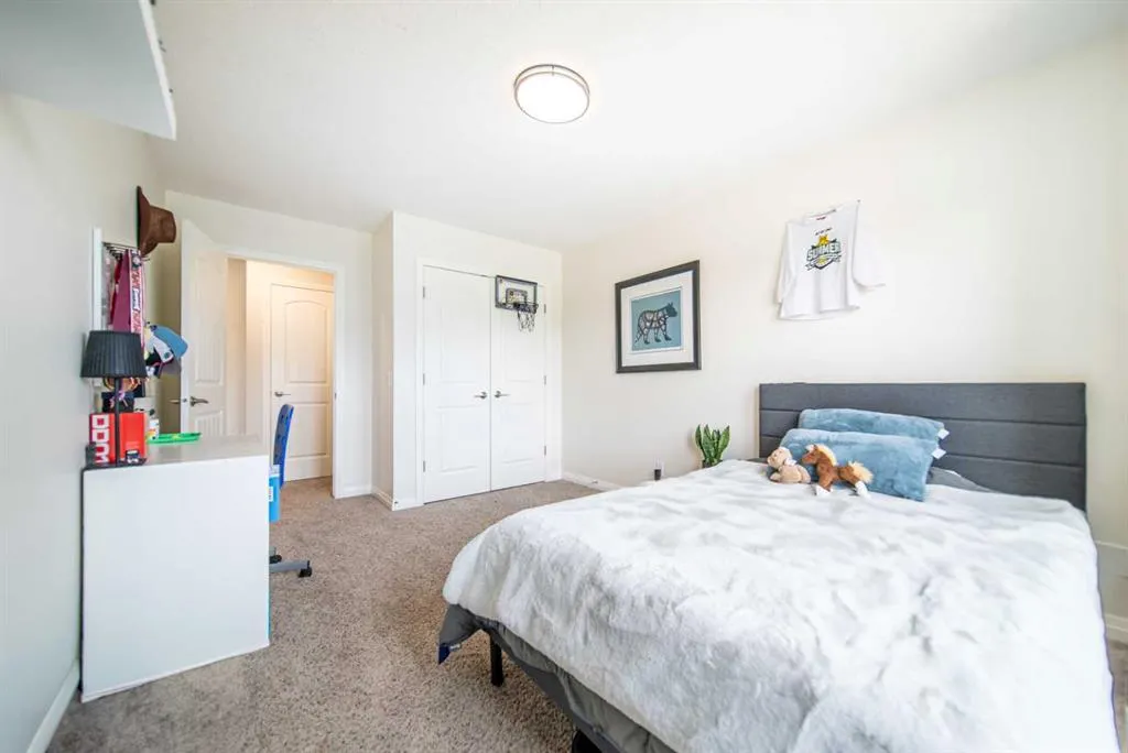 27 Sunset Park