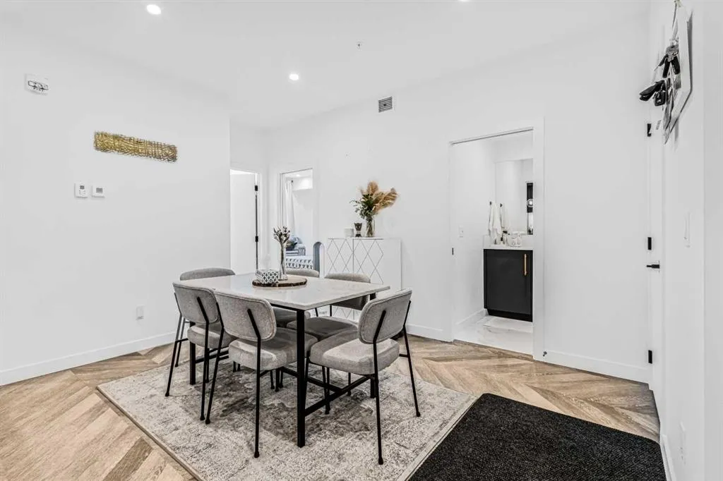 4275 Norford Avenue NW, #319