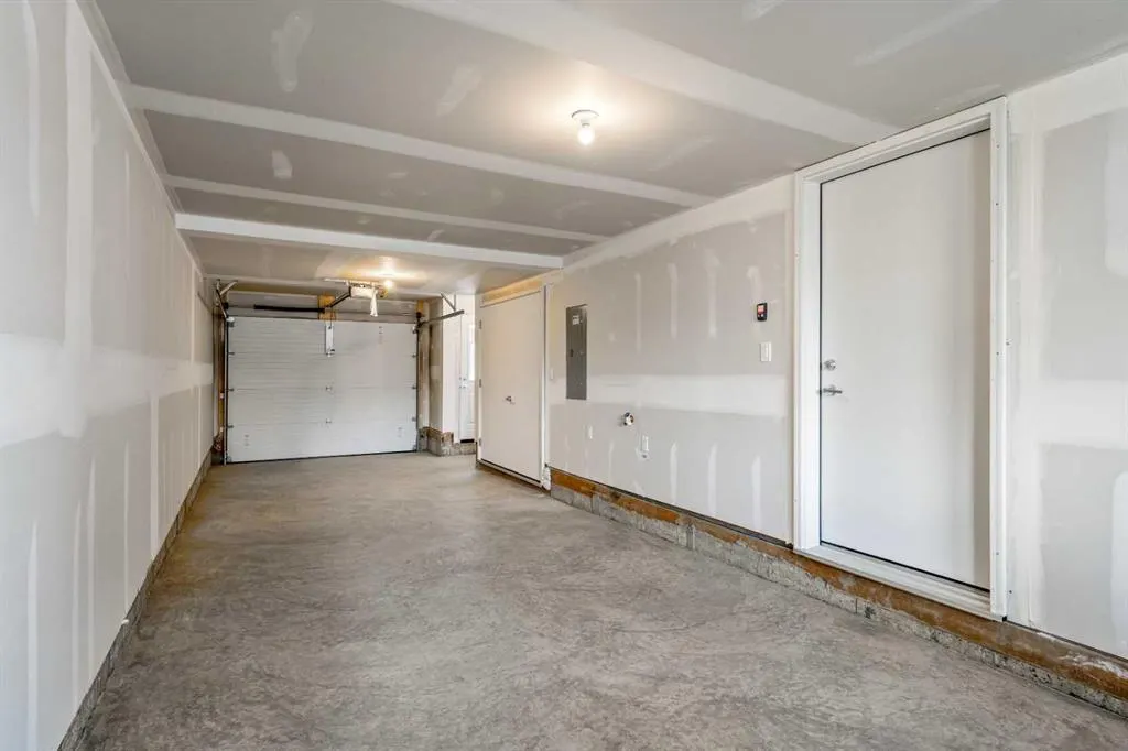 217 Seton Grove SE