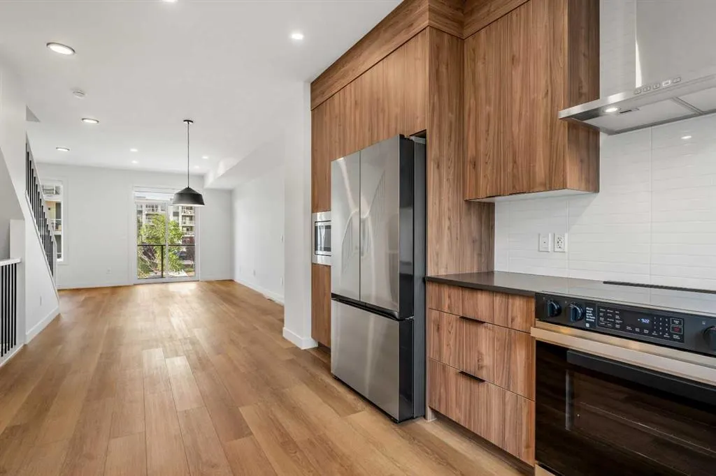 217 Seton Grove SE