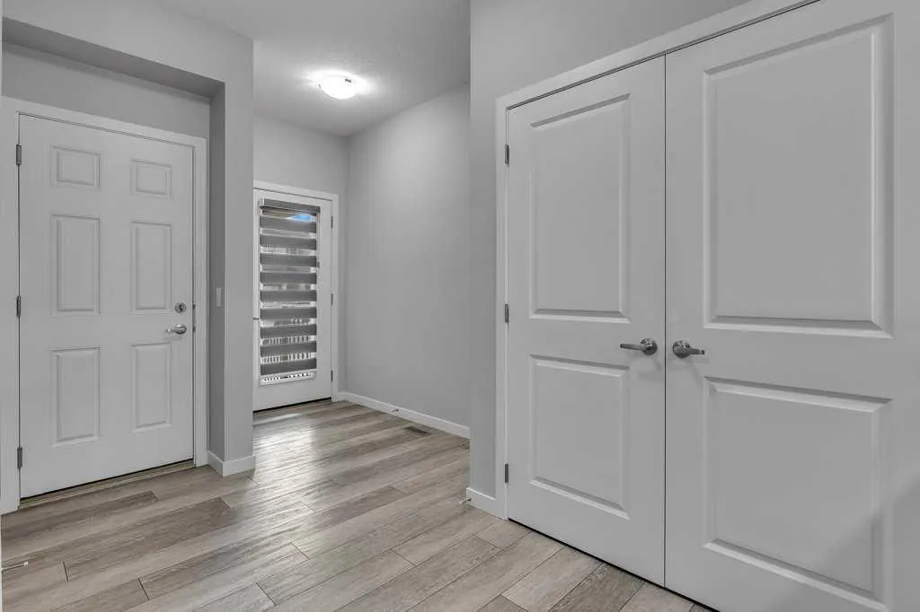 38 Carringsby Way NW